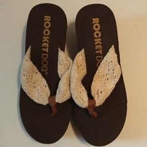 Rocket Dog Wedge Sandals. Women Color- brown, size 8